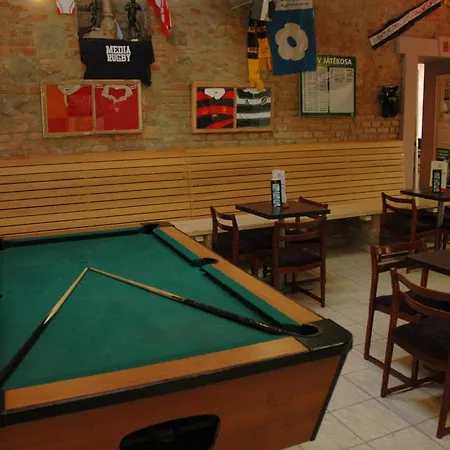Rugby Club 2*